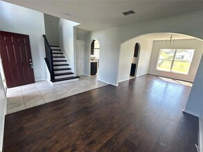 712 Parrot Ct, Unit B119 in Kissimmee, FL - Building Photo - Building Photo