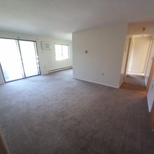 4109 Pine Hollow Dr in Clay, NY - Foto de edificio - Building Photo