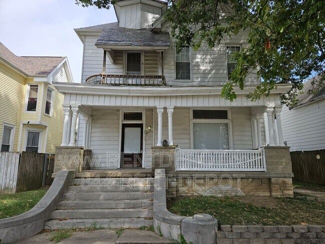 property at 27 W Columbia St