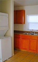 205 N Little Flower Rd in El Paso, TX - Building Photo - Building Photo