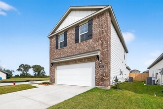 3903 Flora Fld Dr in Brookshire, TX - Building Photo - Building Photo