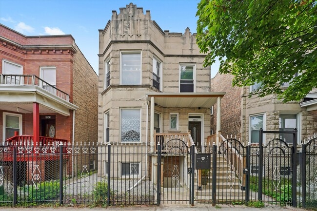 property at 3353 W Evergreen Ave