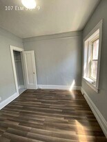 107 Elm St in Yonkers, NY - Building Photo