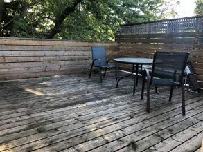 584 Huron St in Toronto, ON - Building Photo - Building Photo