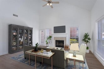 12680 Hillcrest Rd in Dallas, TX - Building Photo - Building Photo