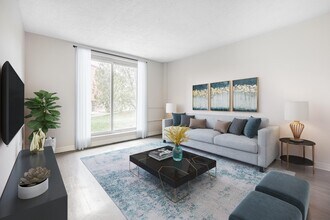 910 Wonderland Rd S in London, ON - Building Photo - Building Photo