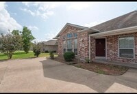 1006 Crepe Myrtle Ct