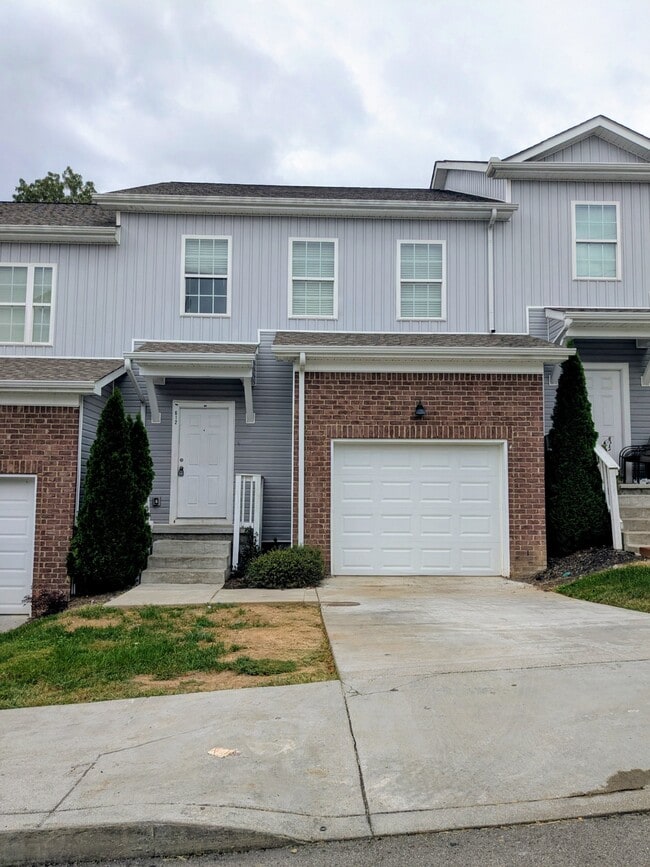 property at 612 Pippin Dr