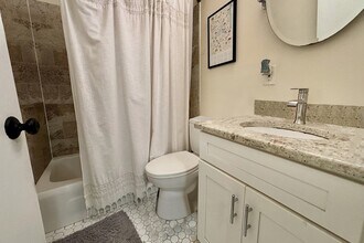 256 Parker Hill Ave in Boston, MA - Building Photo - Building Photo