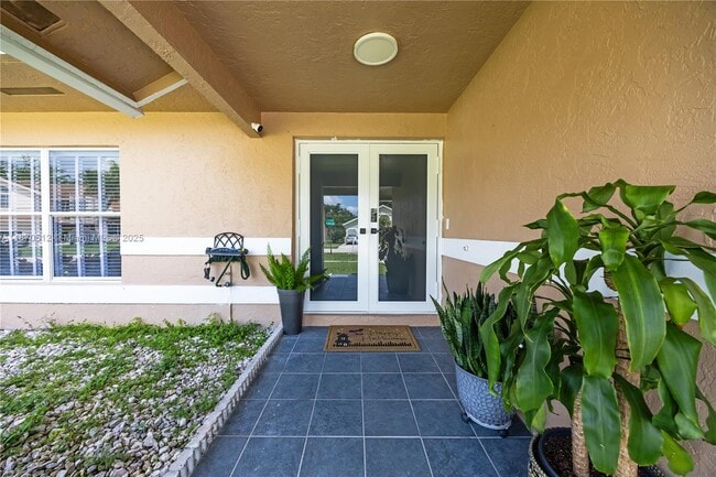 22341 Sea Bass Dr in Boca Raton, FL - Building Photo - Building Photo