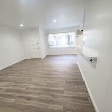 3901 Green Ave, Unit B in Los Alamitos, CA - Building Photo - Building Photo