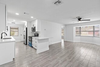 1641 Seahouse St in Sebastian, FL - Building Photo - Building Photo