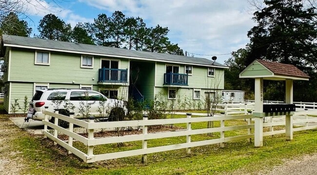 15260 Sam George Rd in Bogalusa, LA - Building Photo - Building Photo