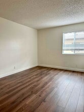 149 N Commonwealth Ave in Los Angeles, CA - Building Photo - Building Photo
