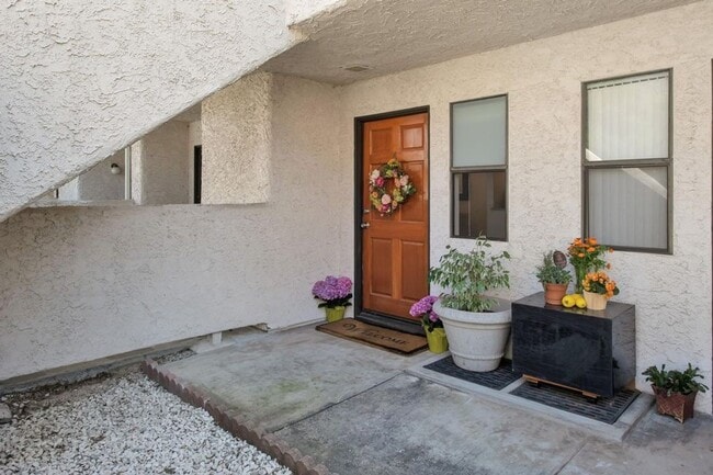 2660 Lake Ave in Altadena, CA - Building Photo - Building Photo