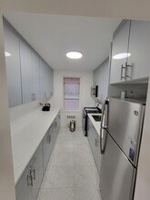 6441 Saunders St in Queens, NY - Building Photo - Building Photo