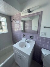 3201 N Long Ave, Unit 2S in Chicago, IL - Building Photo - Building Photo