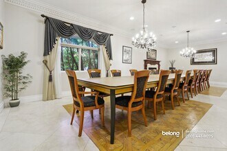 5344 Leghorn Ave in Los Angeles, CA - Foto de edificio - Building Photo