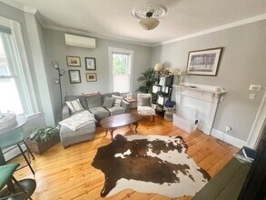 28 Goldsmith St in Boston, MA - Building Photo - Building Photo