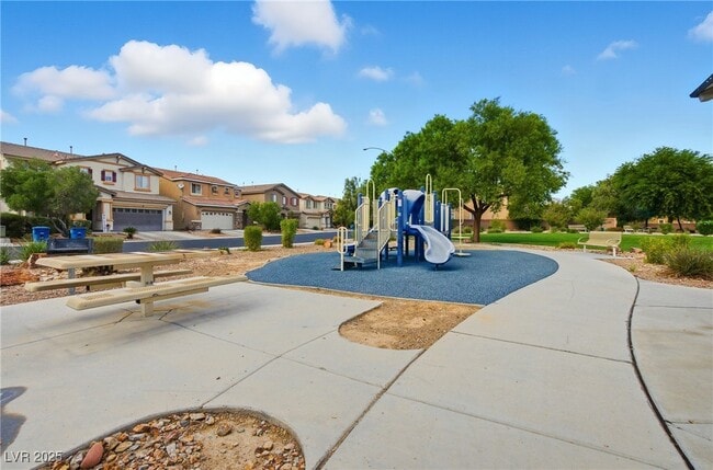 property at 6416 N Setting Moon St