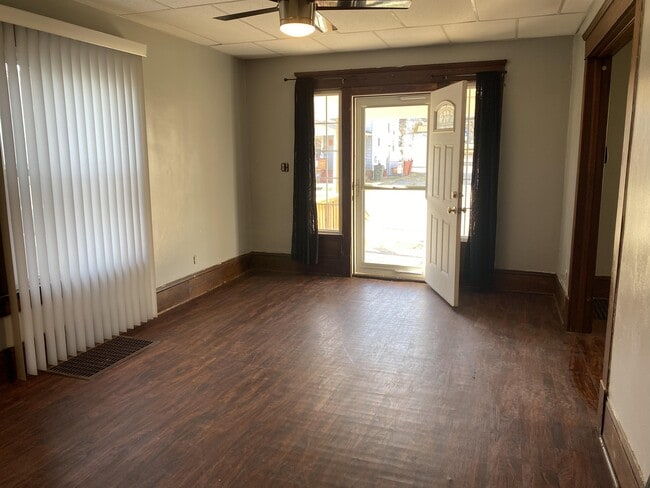 property at 1004 Bedford Ave SW