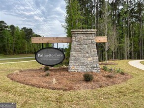 541 Magnolia Cir in Palmetto, GA - Building Photo - Building Photo