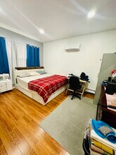 67 Winfield Ave, Unit 1 in Jersey City, NJ - Building Photo - Building Photo