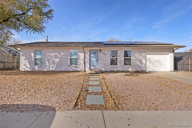 404 Shield Rd in Fountain, CO - Foto de edificio - Building Photo