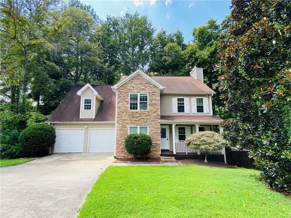 4090 Riversong Dr NW in Suwanee, GA - Building Photo