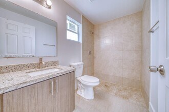 11492 SW 190th Terrace Rd in Miami, FL - Building Photo - Building Photo