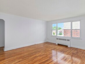 340–376 Tillbury Avenue in Ottawa, ON - Building Photo - Building Photo