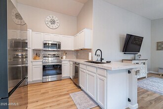 2574 W Sawtooth Way in San Tan Valley, AZ - Building Photo - Building Photo