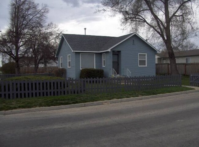 1224 E Ash St in Caldwell, ID - Building Photo - Building Photo