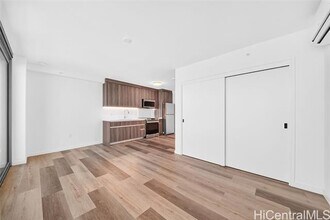 1500 Rycroft St in Honolulu, HI - Foto de edificio - Building Photo