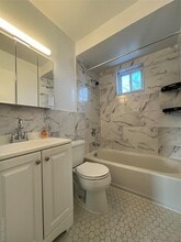 75-50 Furmanville Ave in Queens, NY - Building Photo - Building Photo