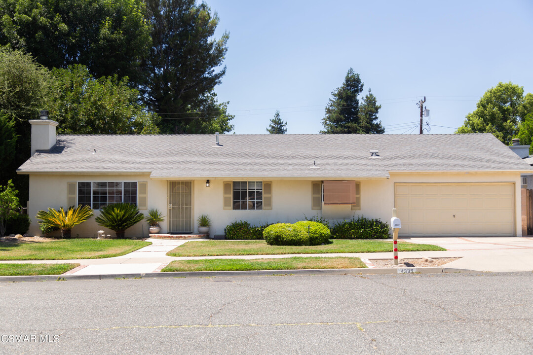 4335 Yukon Ave in Simi Valley, CA - Building Photo