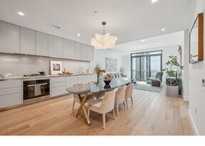 1 Bristol Court in San Francisco, CA - Building Photo