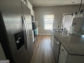 11612 Winston Dr in Hampton, GA - Building Photo - Building Photo