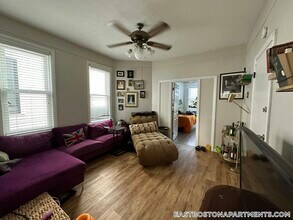 17 Morris St in Boston, MA - Building Photo - Building Photo