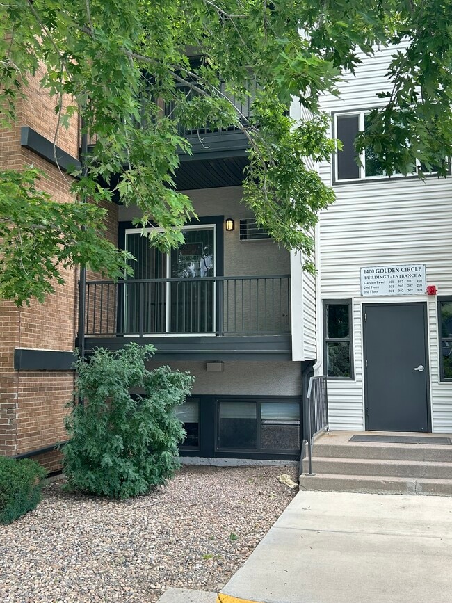 property at 1400 Golden Cir