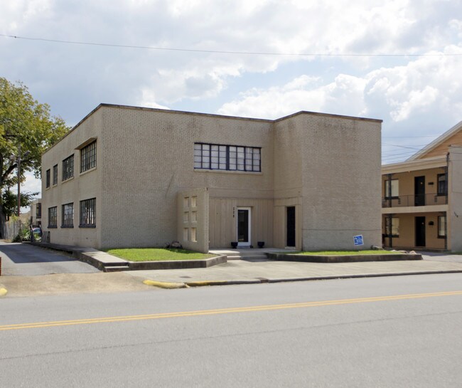 Downtown Villas in Gadsden, AL - Building Photo - Building Photo