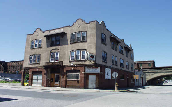 68 Canterbury St in Worcester, MA - Foto de edificio - Building Photo
