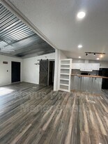 105 Holly Dr in Carrollton, GA - Building Photo