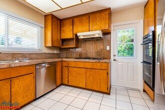 21603 Castleton St in Cupertino, CA - Building Photo - Building Photo