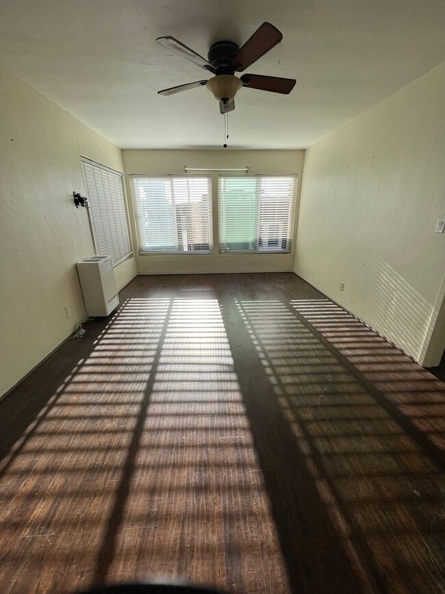 property at 31905 9th Ave