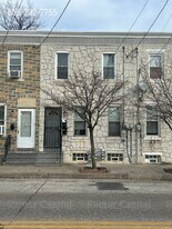 912 Mt Ephraim Ave in Camden, NJ - Building Photo
