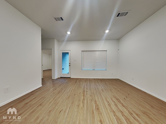 21703 Thicket Point Ln in New Caney, TX - Building Photo - Building Photo