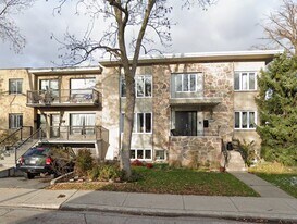 9271 De Bretonvilliers Av in Montréal, QC - Building Photo