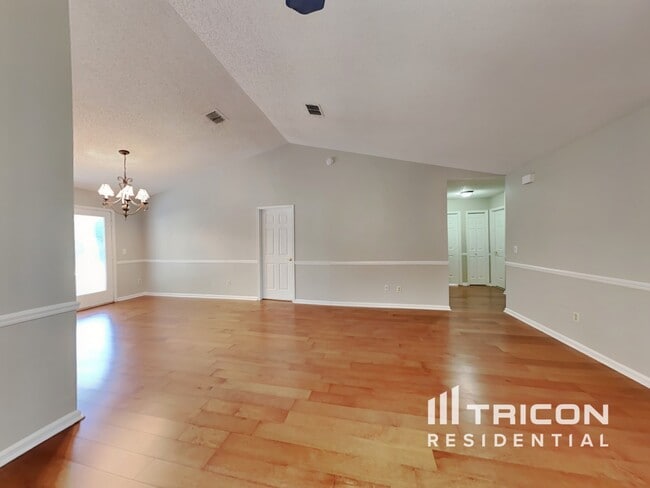 1133 Linwood Loop in Jacksonville, FL - Building Photo - Building Photo