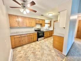 3439 S 26th St, Unit 16 in Milwaukee, WI - Building Photo